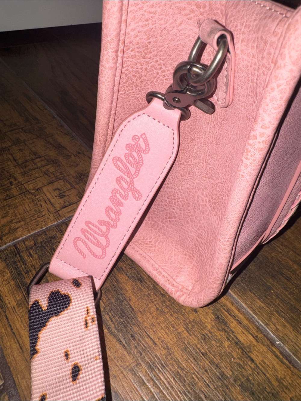 Wrangler Pink Purse with Cowhide-Print Accents - Picture 7 of 7